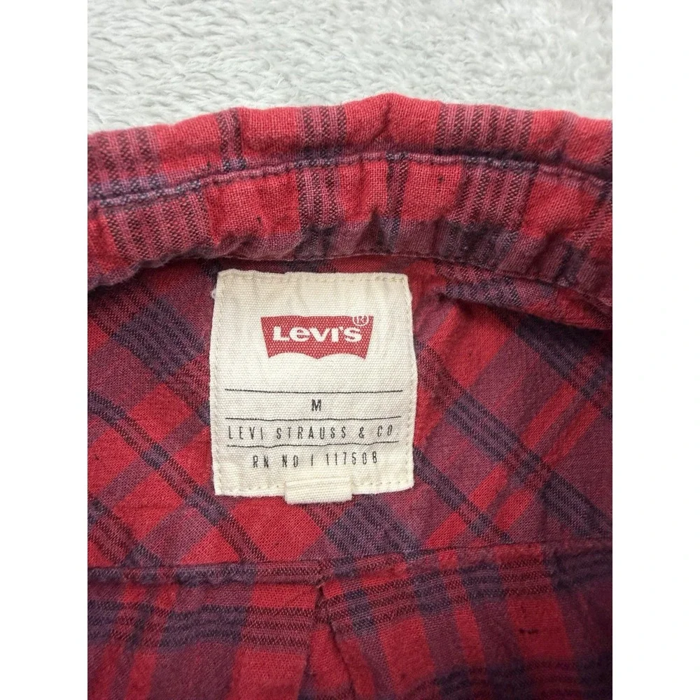 Levis Mens Size Medium Button Up Plaid Cotton Polyester Red Camisa Short Sleeve